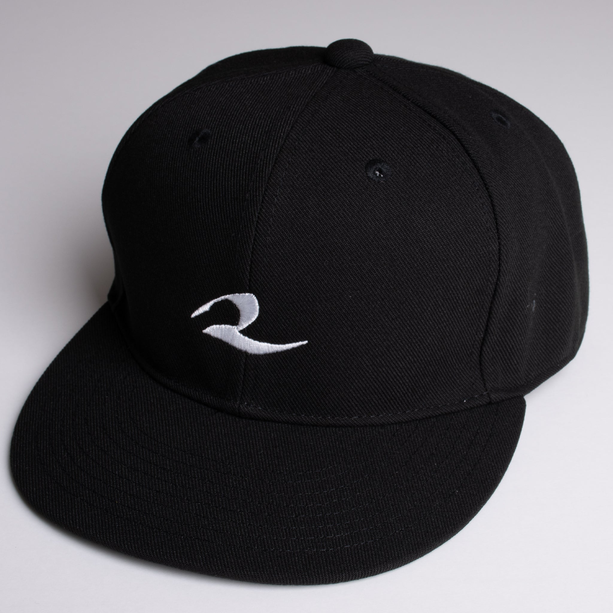 ツバストレートキャップ ブラック NEWARD／ニューワード (R) – NEWARD