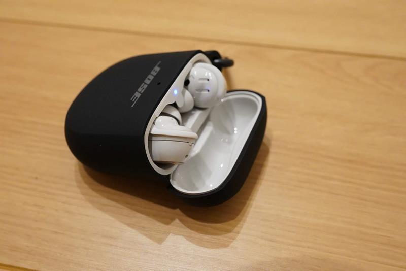 Bose QuietComfort Ultra Earbudsと純正ケースを開封レビュー