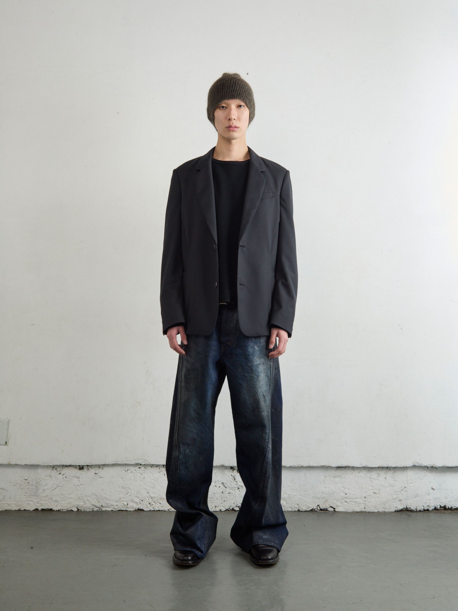 NVRFRGT - 3D TWISTED WIDE LEG JEANS / デニムパンツ / LUSTER COATED