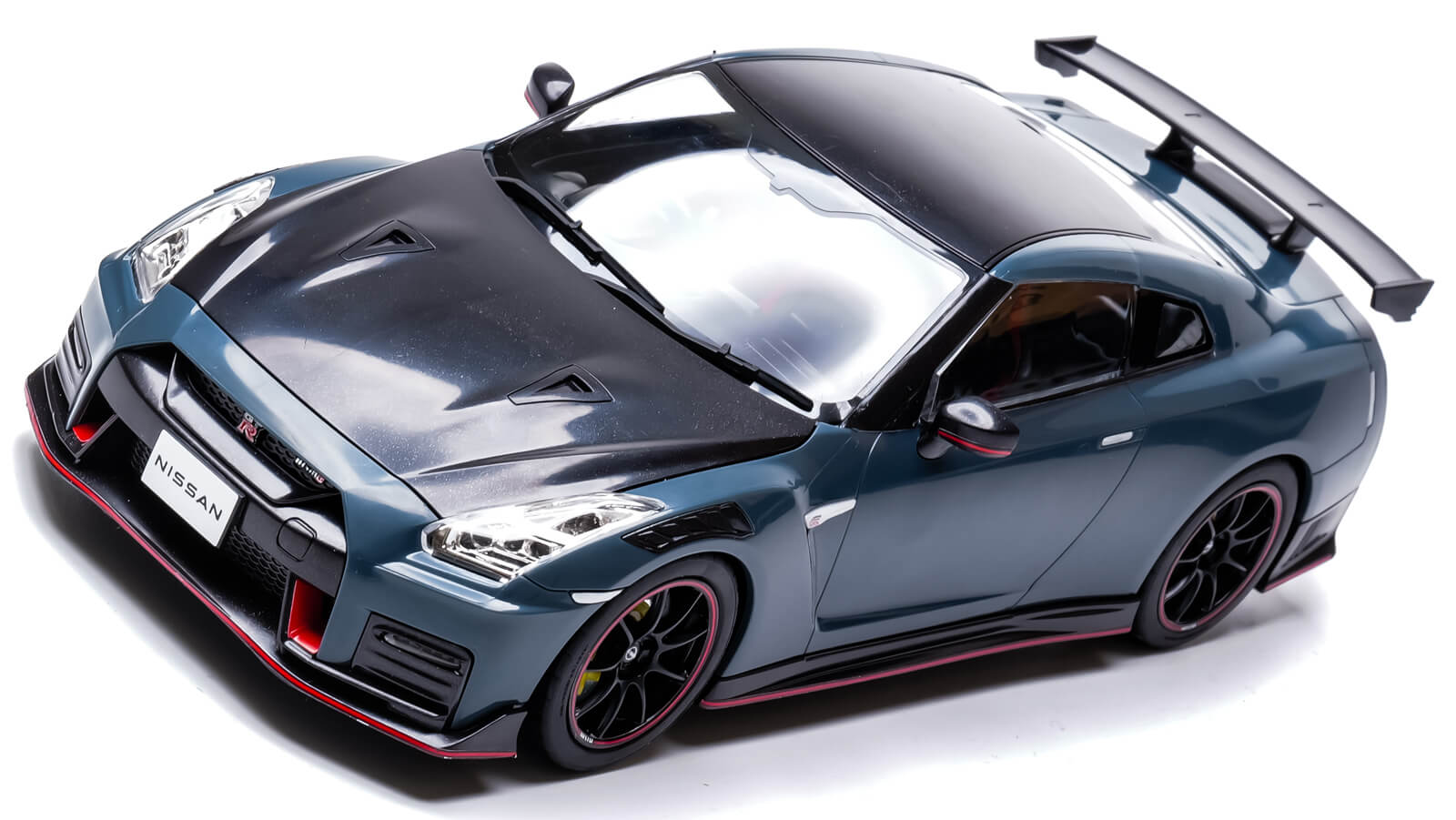 ハコスカのプラモで感じるサファリの風／アオシマ スカイライン 2000GT