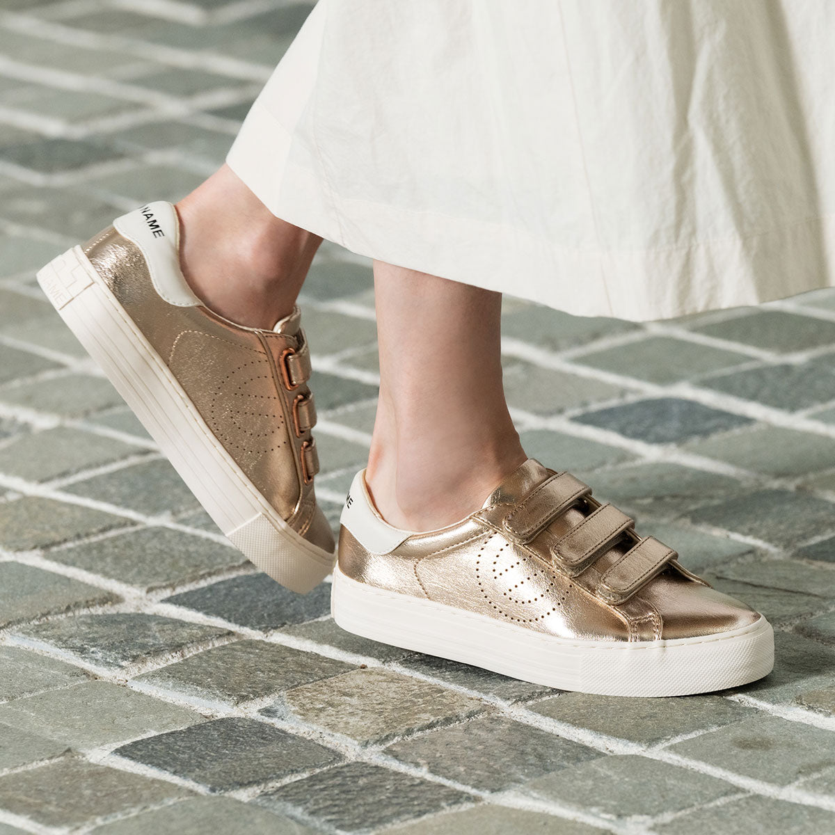 SALE ARCADE-32718-MERCURE – NO NAME