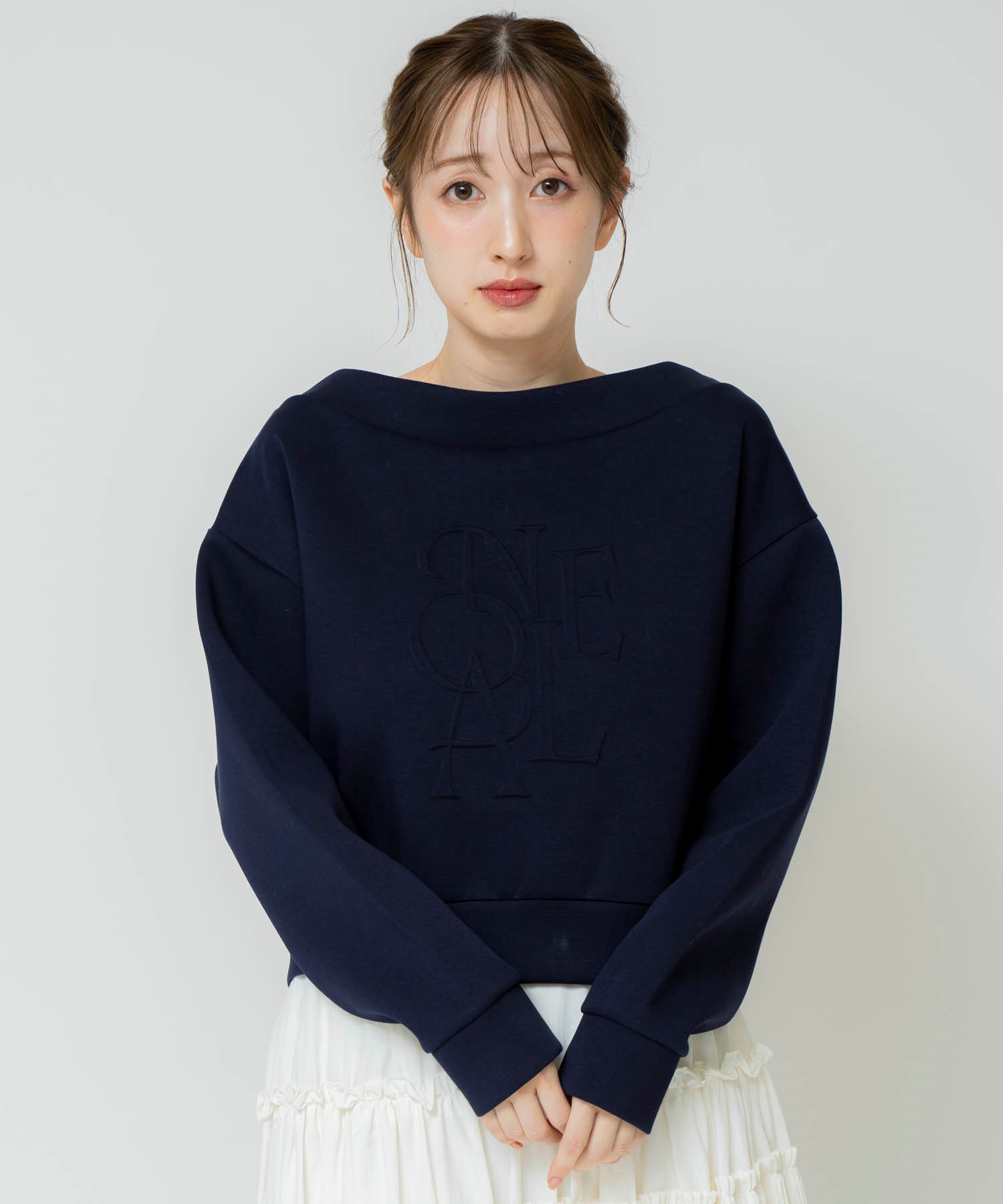 エンボスロゴスウェット | パーカー・スウェット | NOELA OFFICIAL WEB