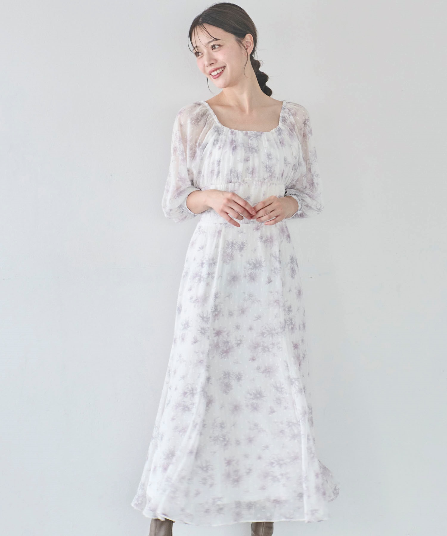 コスモスプリントワンピース | ロングワンピース | NOELA OFFICIAL WEB