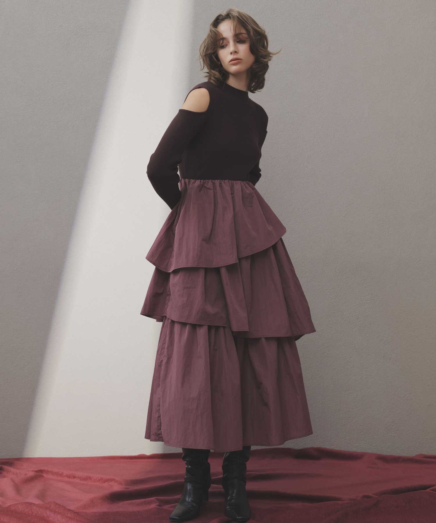 ティアードフリルドッキングワンピース | ロングワンピース | NOELA