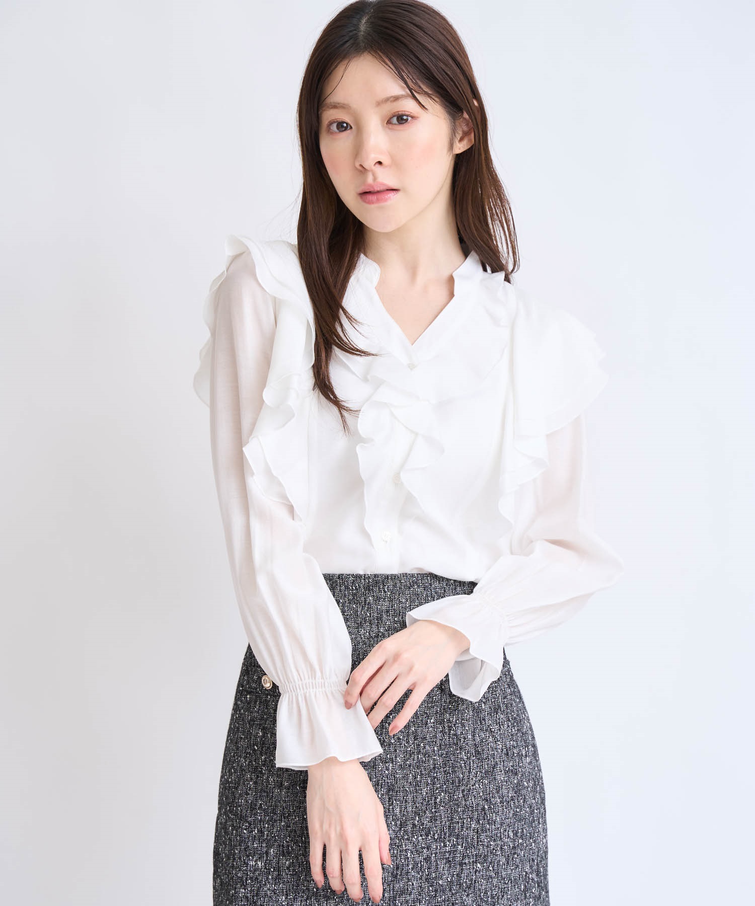 フリルスキッパーブラウス | シャツ・ブラウス | NOELA OFFICIAL WEB STORE