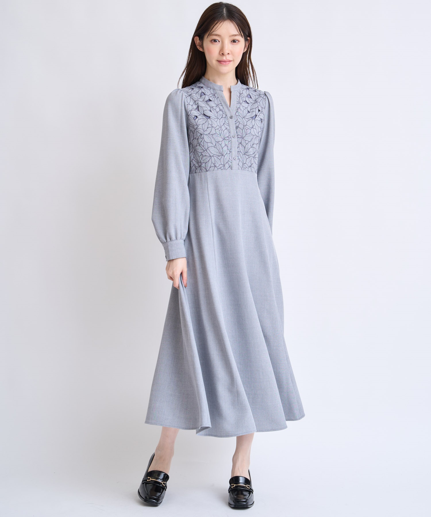 カットワーク刺繍ワンピース | ロングワンピース | NOELA OFFICIAL WEB