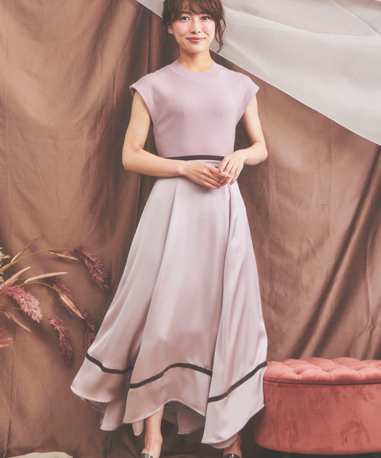 サテンスカートドッキングワンピ | ロングワンピース | NOELA OFFICIAL