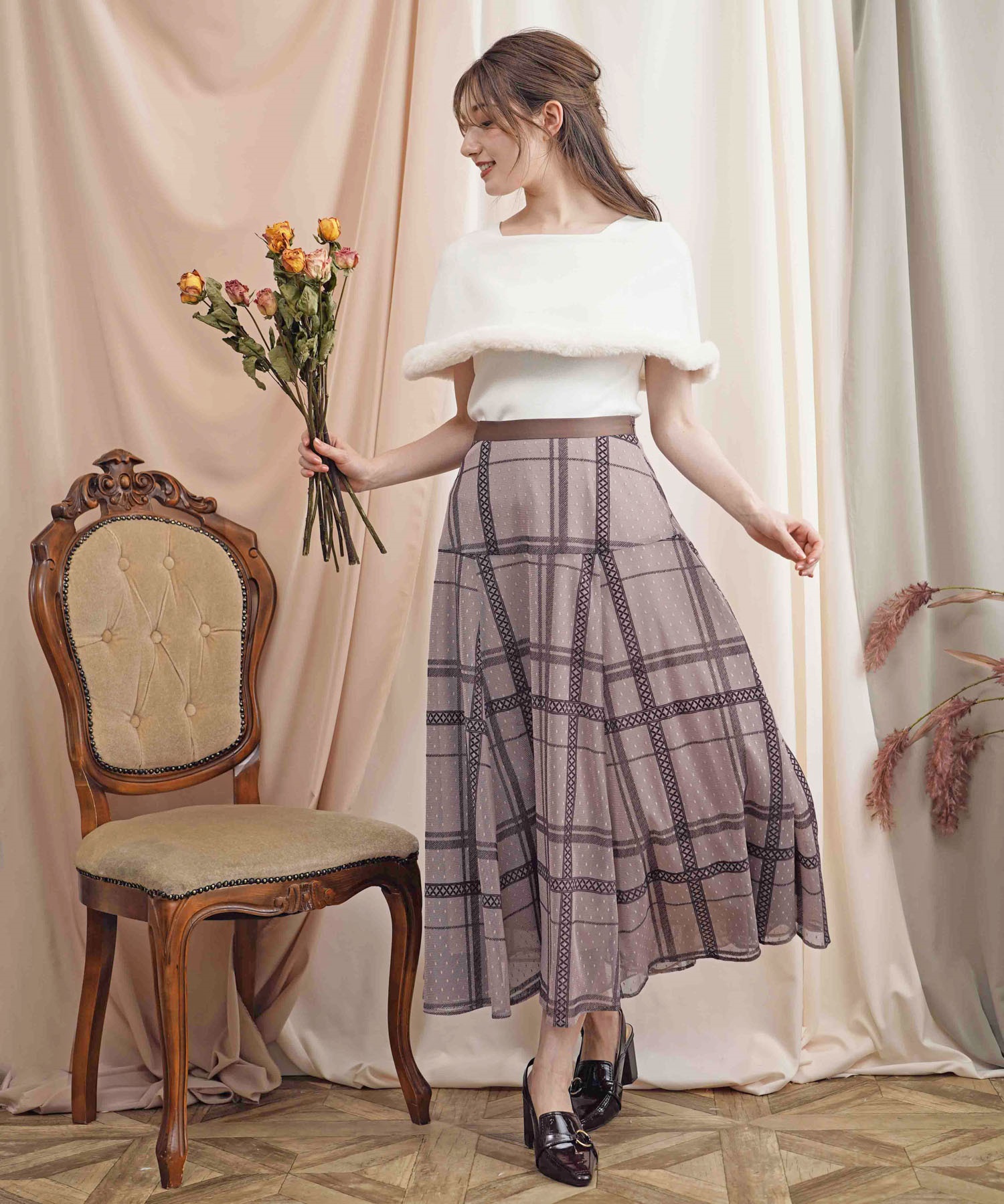 パターンフロッキーレーススカート | フレアスカート | NOELA OFFICIAL