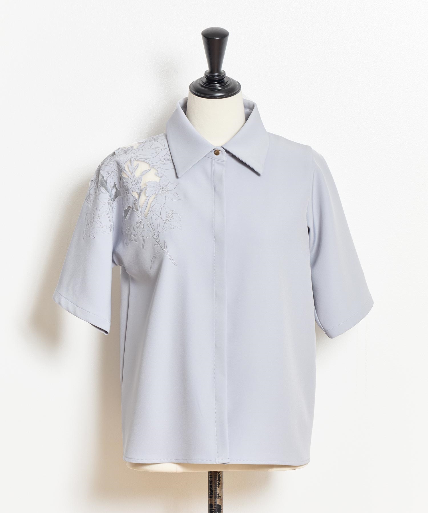 エンブロイダリーシャツ | シャツ・ブラウス | NOELA OFFICIAL WEB STORE