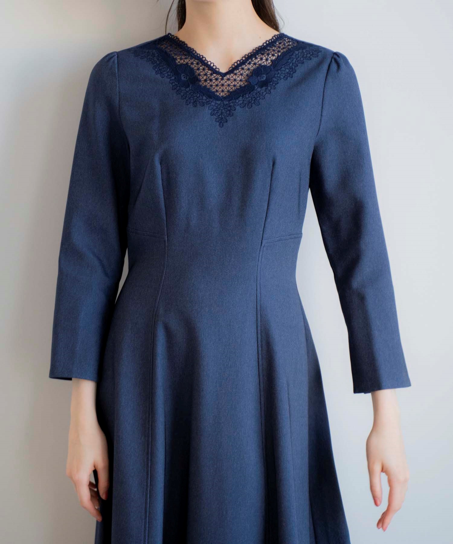 レースネックデザインワンピ | ロングワンピース | NOELA OFFICIAL WEB