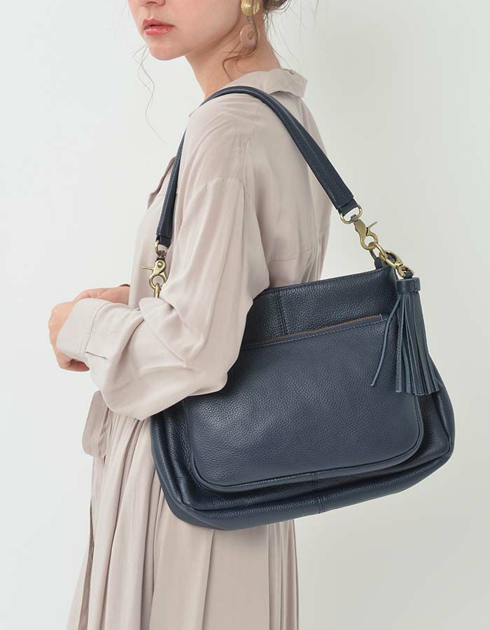 今だけ10%OFF】 【人気色再入荷】アリエル・プラス 人気 レザー