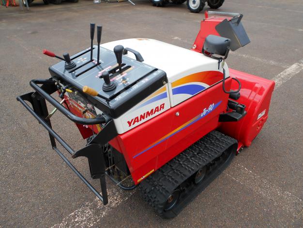 CREC 除雪機 赤 キャタピラ式 引き取りのみ！ CREC 除雪機 赤