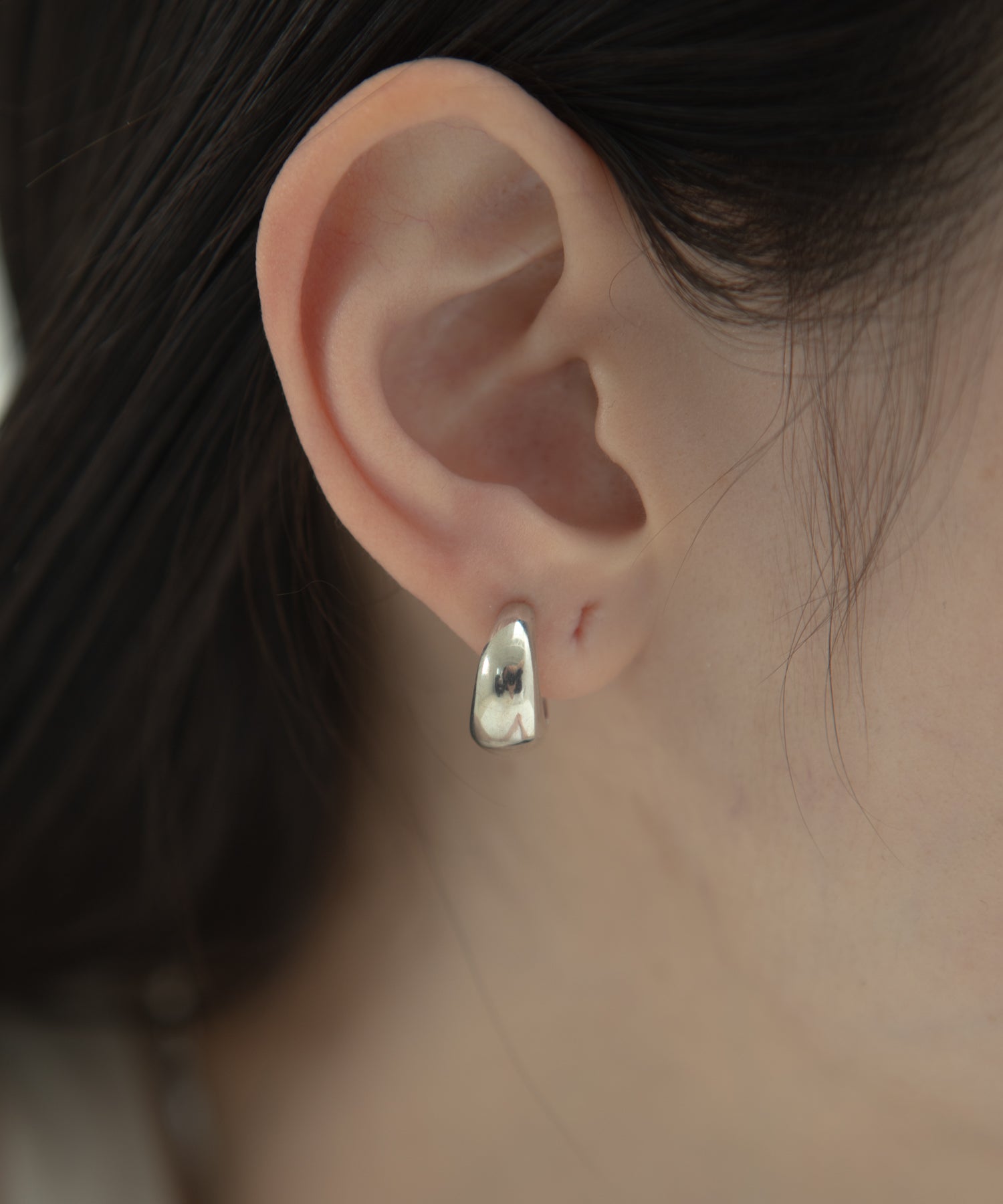 Mini Compact Oval Pierce［Silver925］ | 大人のための毎日使える