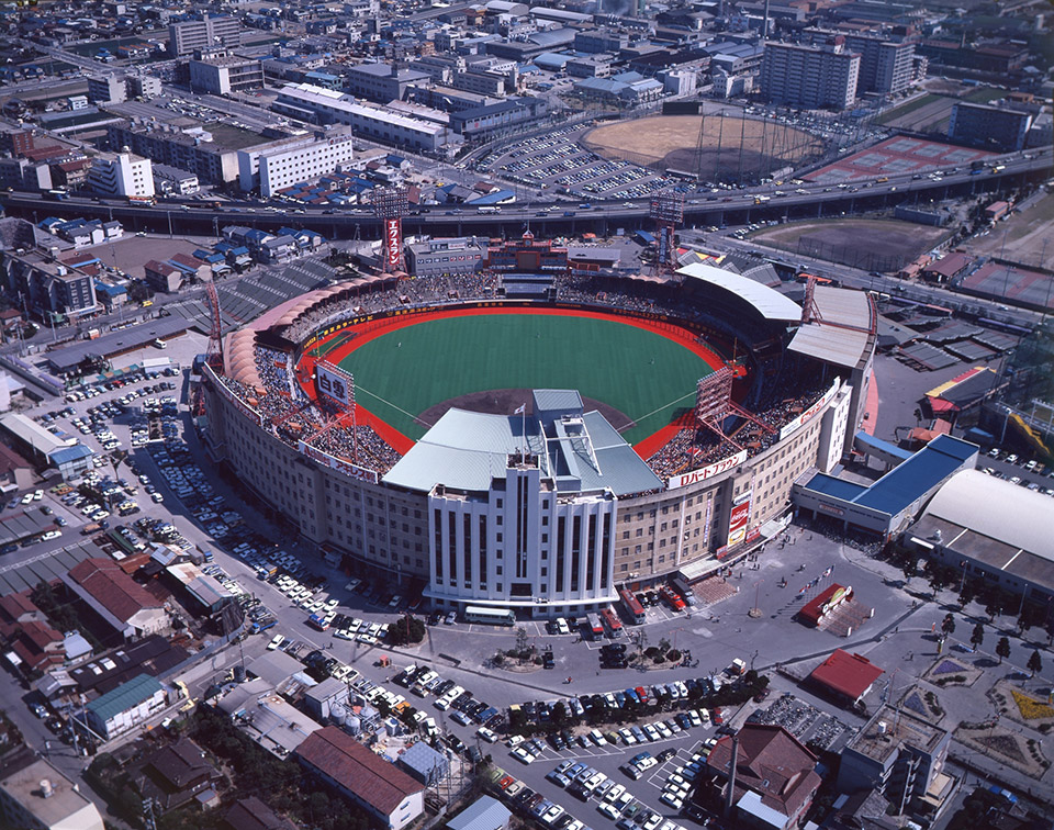 阪急西宮スタジアム跡（現：阪急西宮ガーデンズ）｜聖地・名所150選