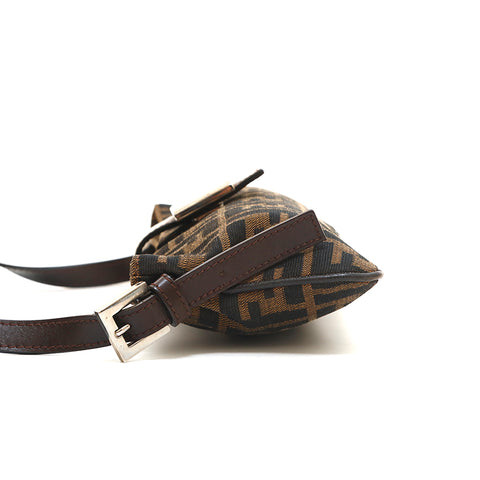 フェンディ FENDI ズッカ柄 ショルダーバッグ キャンバス ブラウン