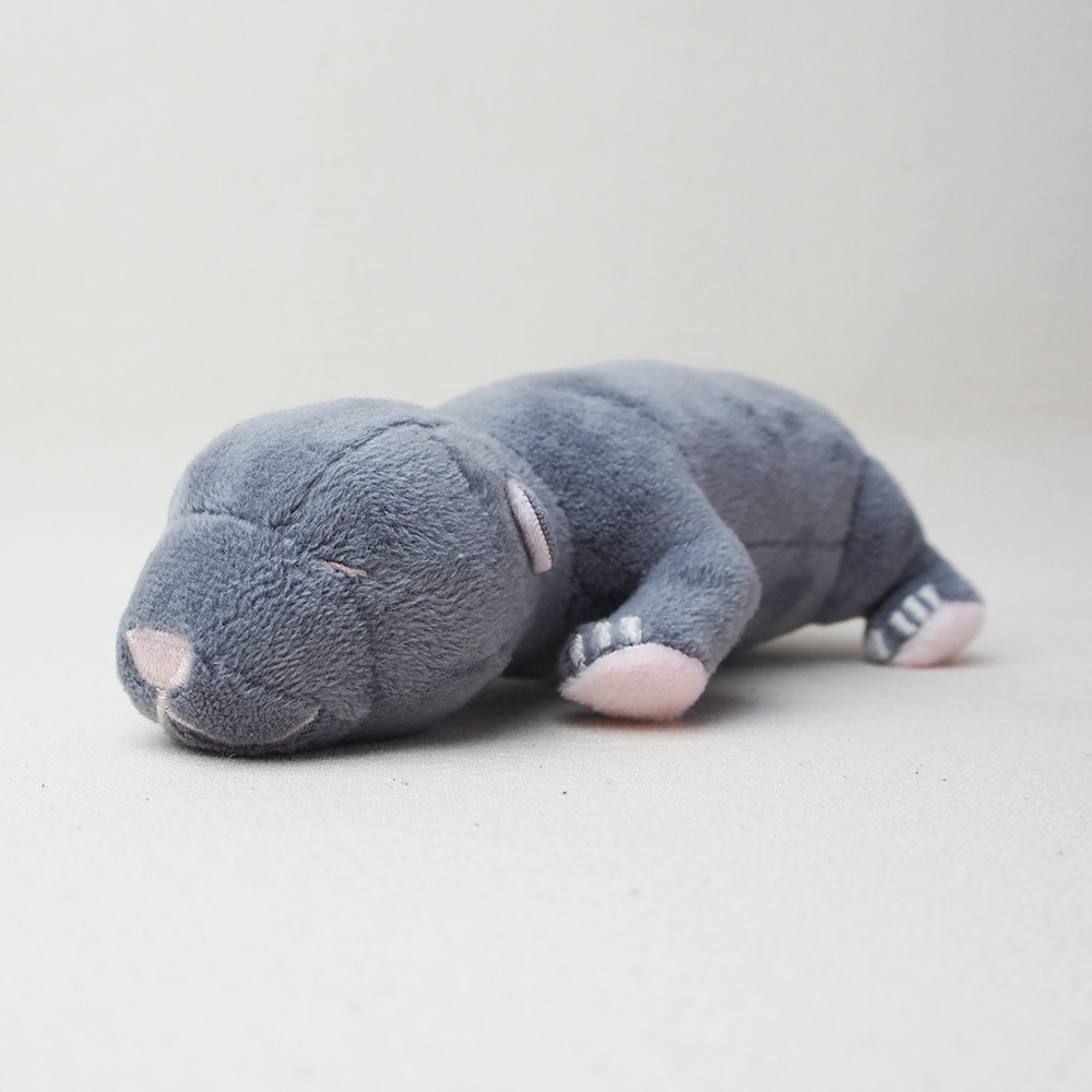 ツキノワグマの新生児 等身大ぬいぐるみ | 天然素材のぬいぐるみ ぬく