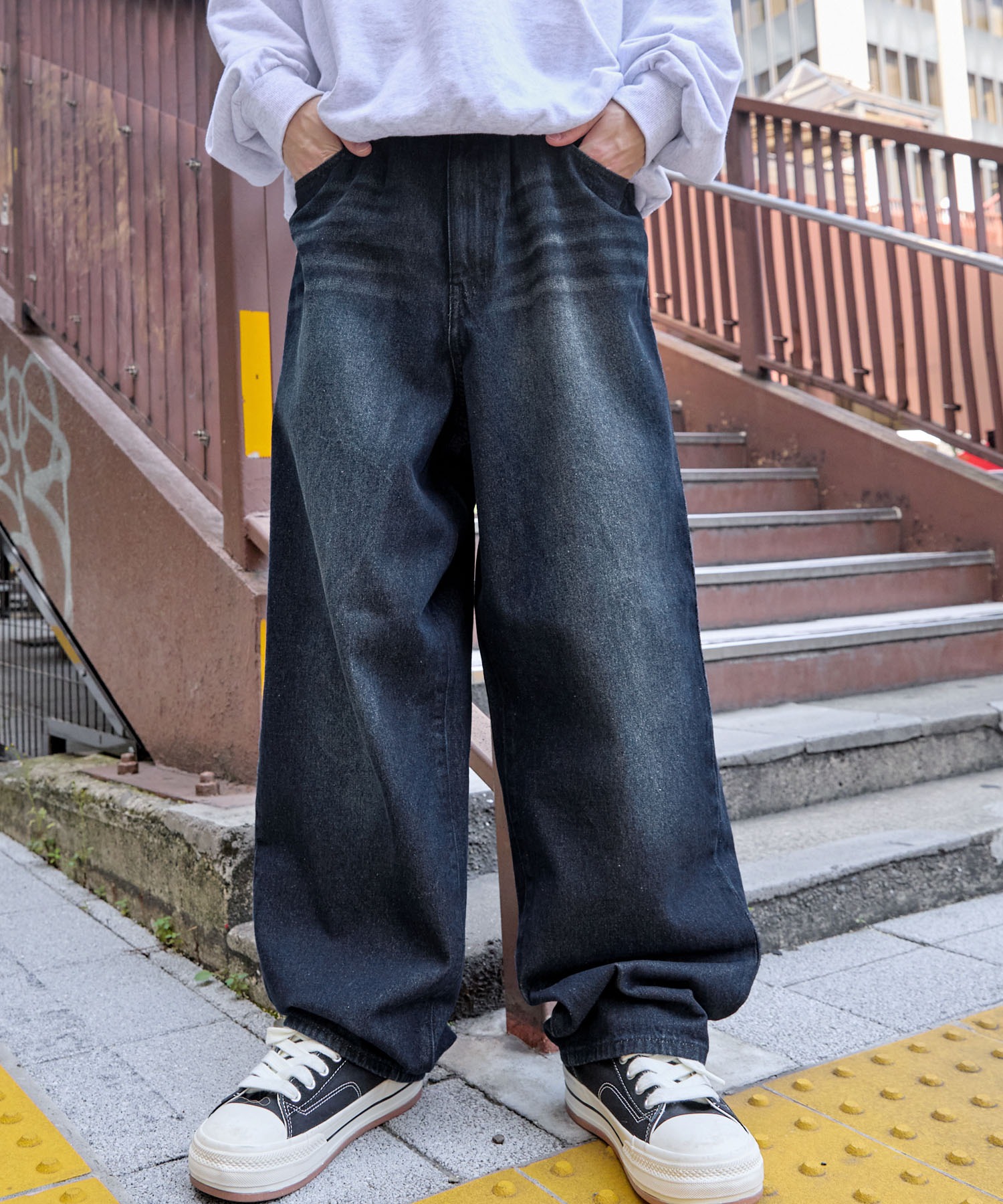 ヴィンテージライクオーバーダイワイドデニムパンツ MONO-MART│MONO