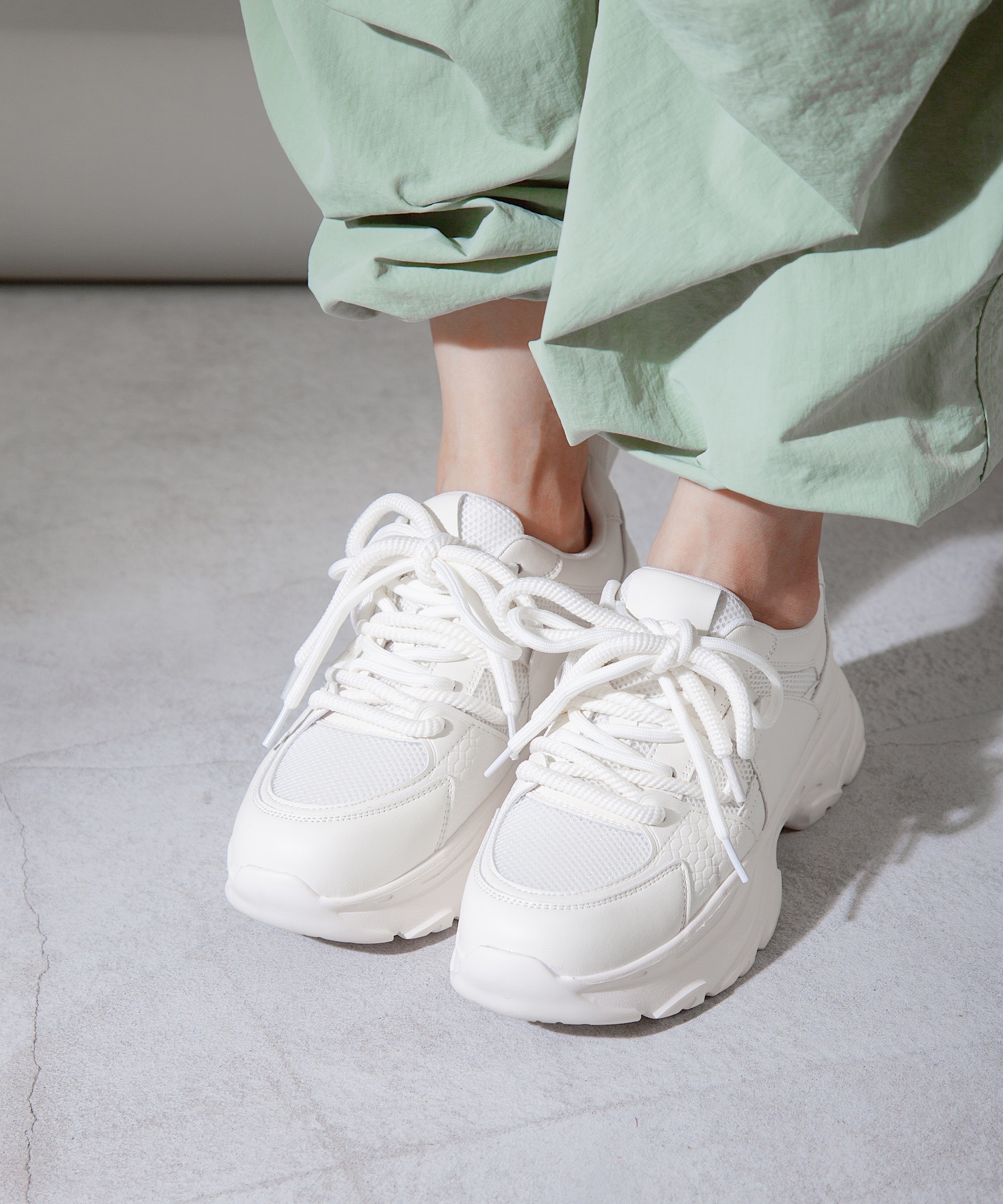 軽量/265g/厚底/5cm】厚底スニーカー ALL BLACK│Jeffrey Campbell