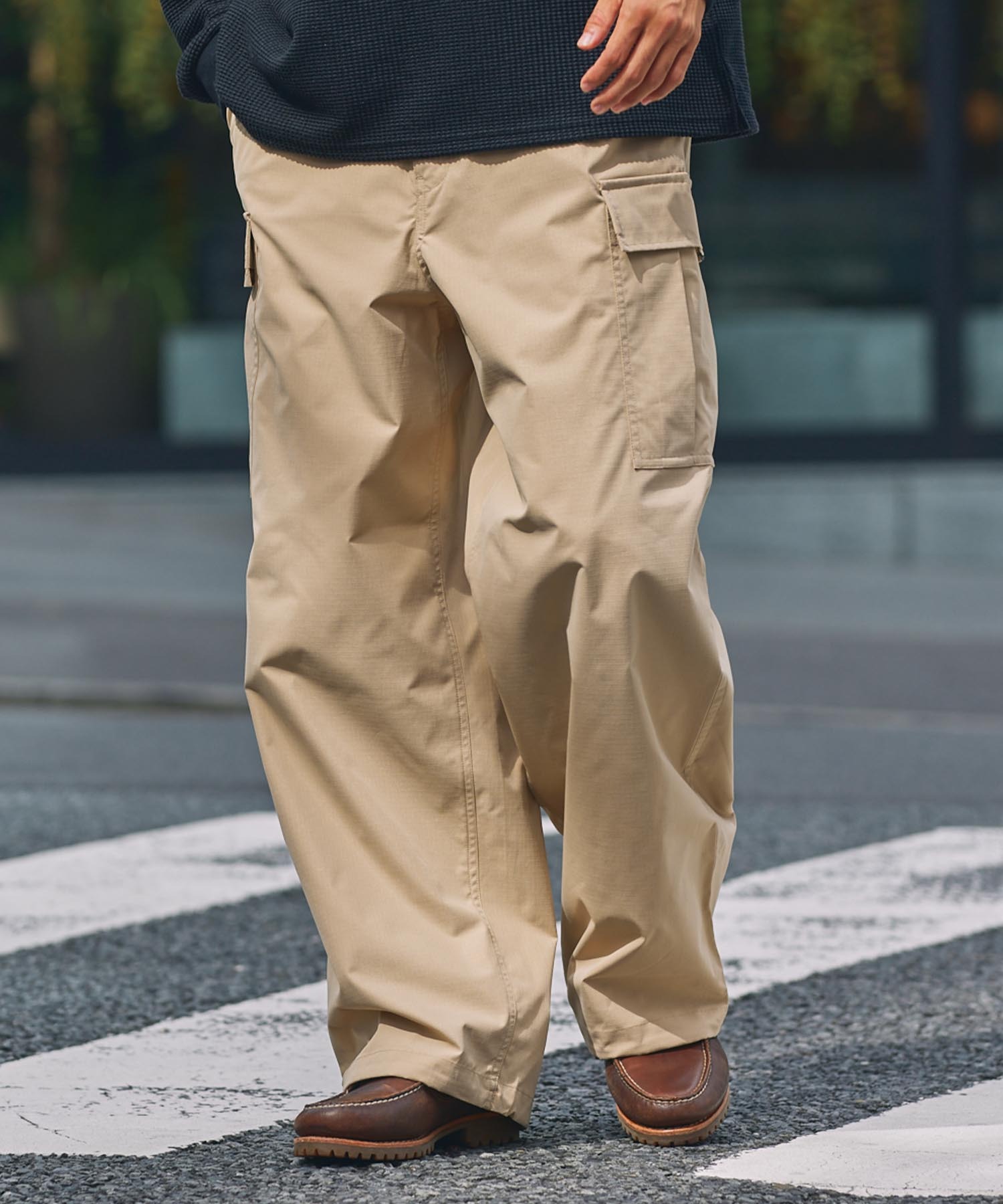 マルチファンクショナル ドローコード ストレッチワイドストレート