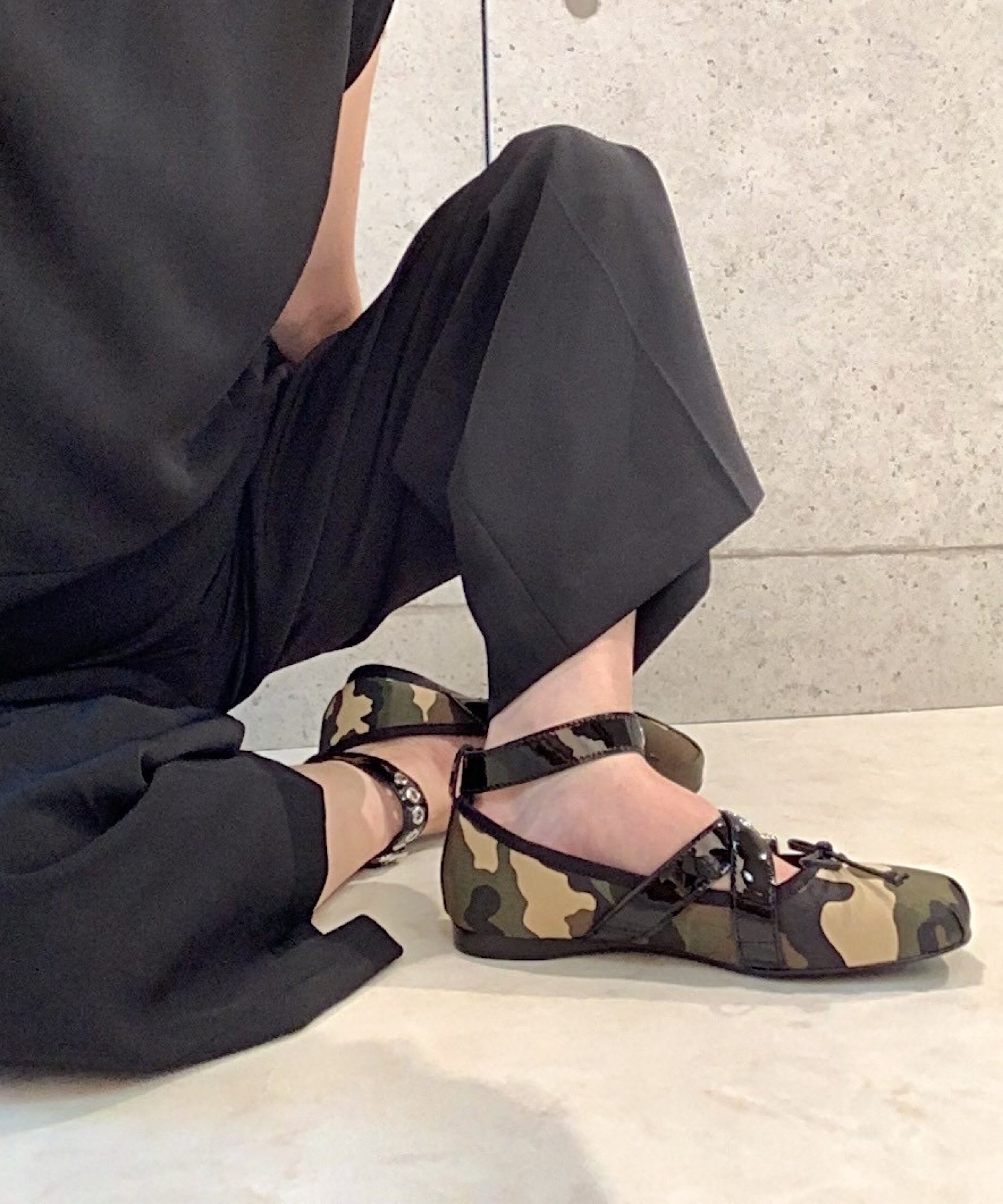 ベルトデザインバレエシューズ Jeffrey Campbell│Jeffrey Campbell