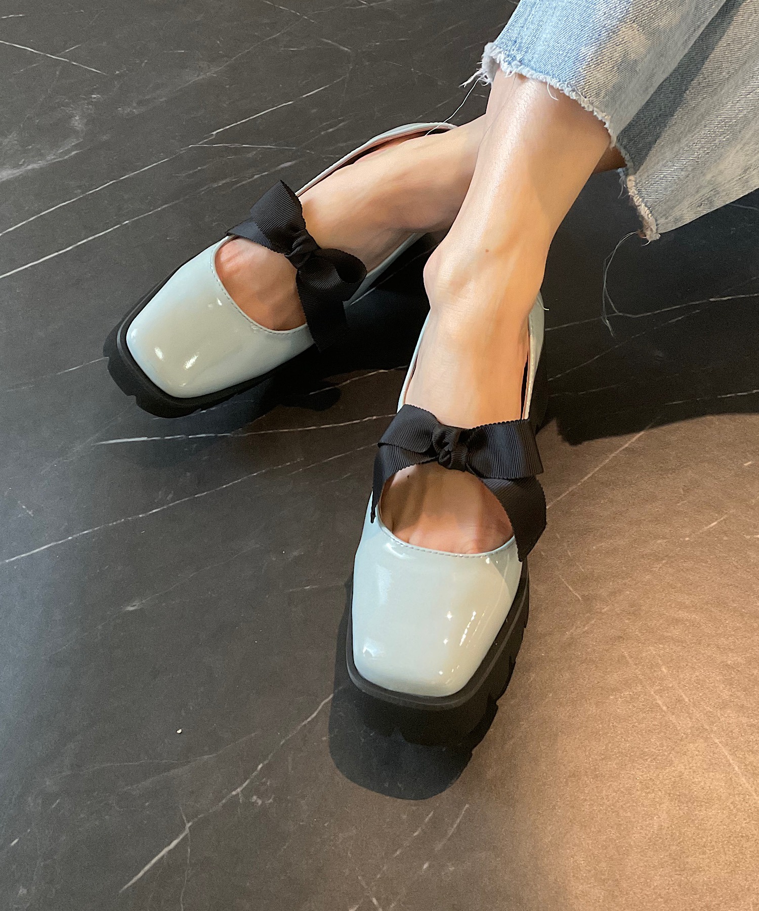 本革/軽量/275g/太ヒール/6cm】リボンパンプス ALL BLACK│Jeffrey