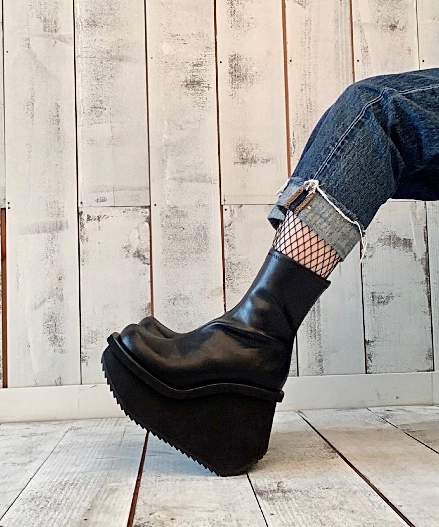 厚底ショートブーツ Jeffrey Campbell│Jeffrey Campbell OFFICIAL