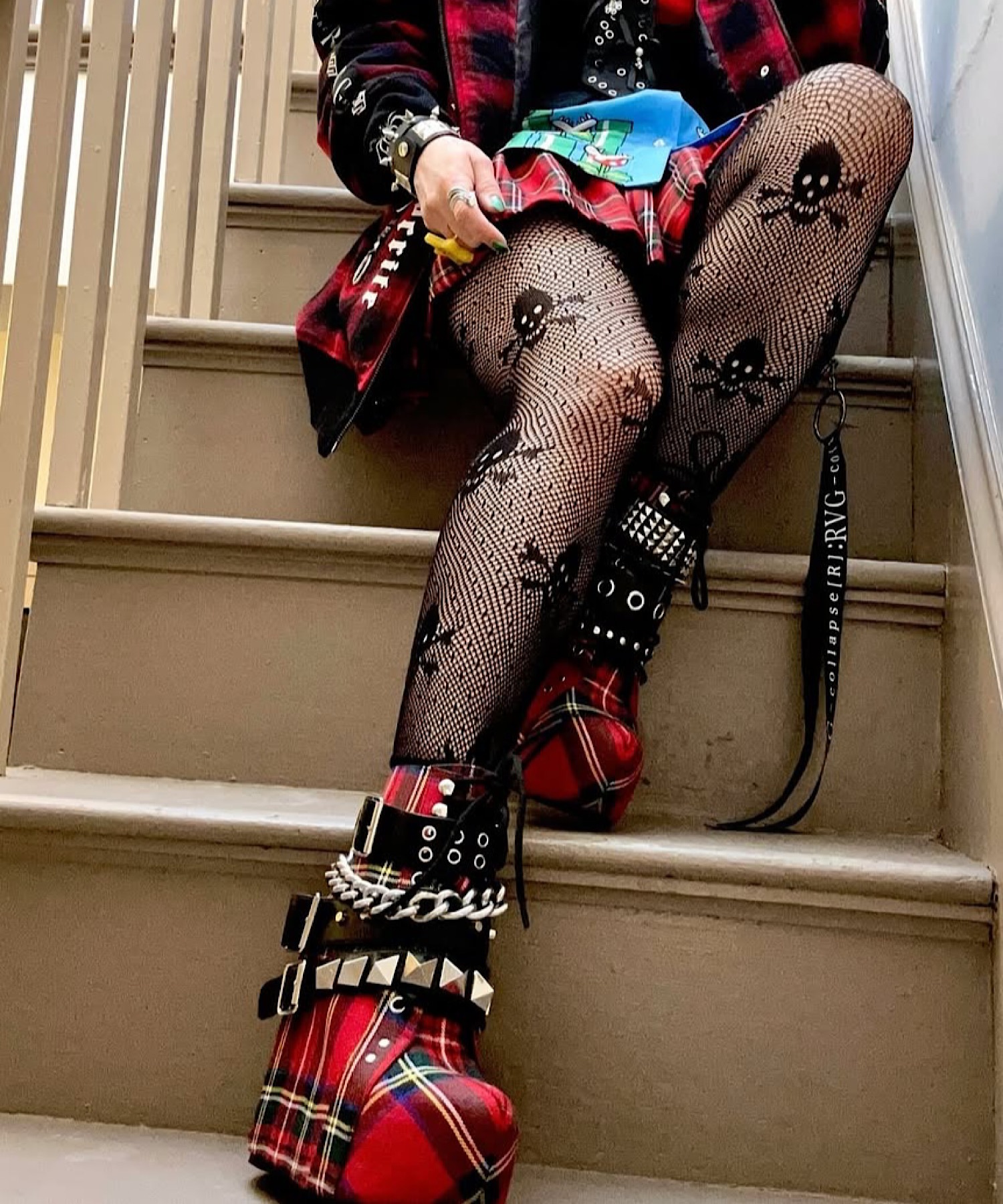 タータンチェック 厚底ベルトブーツ Charla Tedrick│Jeffrey Campbell