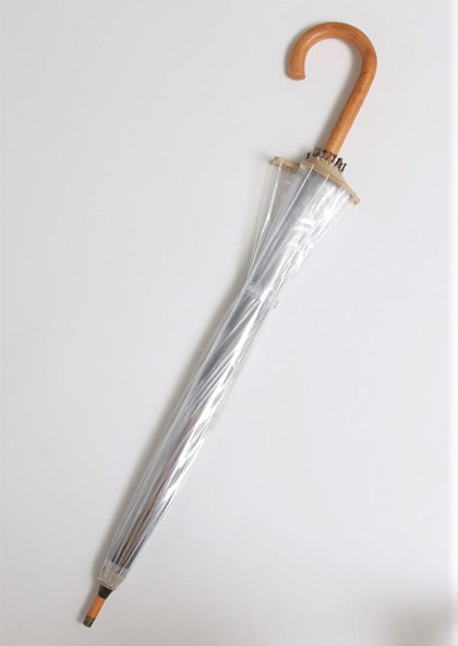 宮内庁御用のリュクスなビニール傘を話題のブランドが別注！ このレア