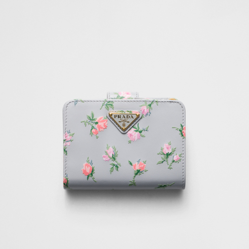 プラダより乙女心くすぐる花柄iPhoneケース、ミニバッグなどが日本限定