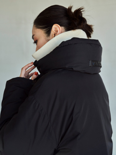 安達祐実×DUVETICA】コラボダウン、絶妙ショート丈＆洗練ロング丈の2