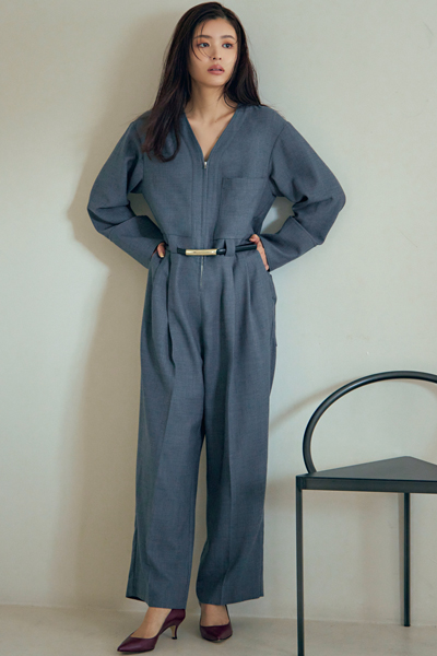 自然体でいてモード。辺見えみりさんがディレクションする新ブランド