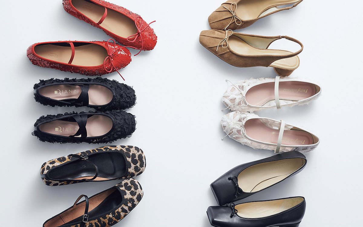 スパンコールにスクエアトゥ… デザイン性の高い「バレエシューズ」に