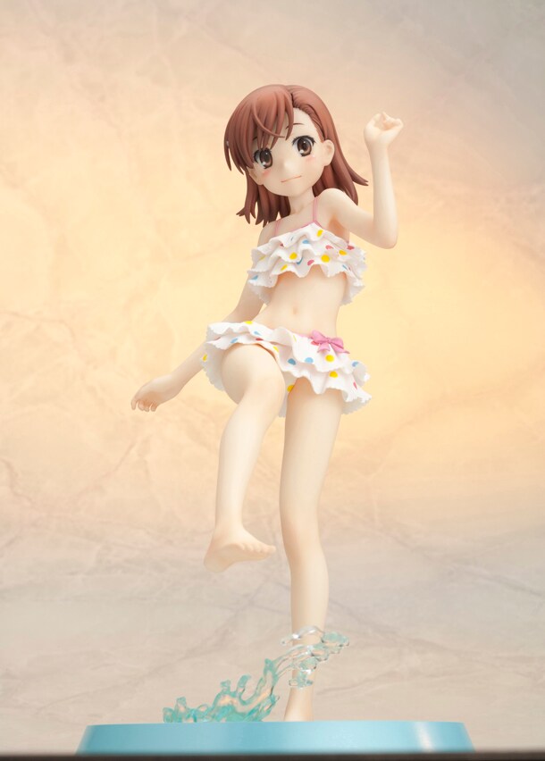 超電磁砲」御坂美琴の新フィギュア、海辺で遊ぶ水着姿 - コミックナタリー