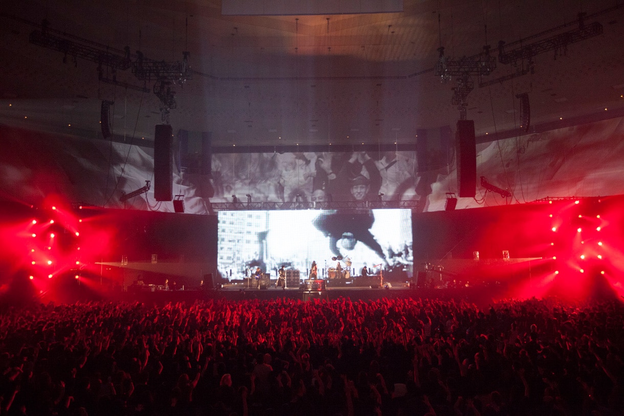 direngrey_0308a.jpg?impolicy=