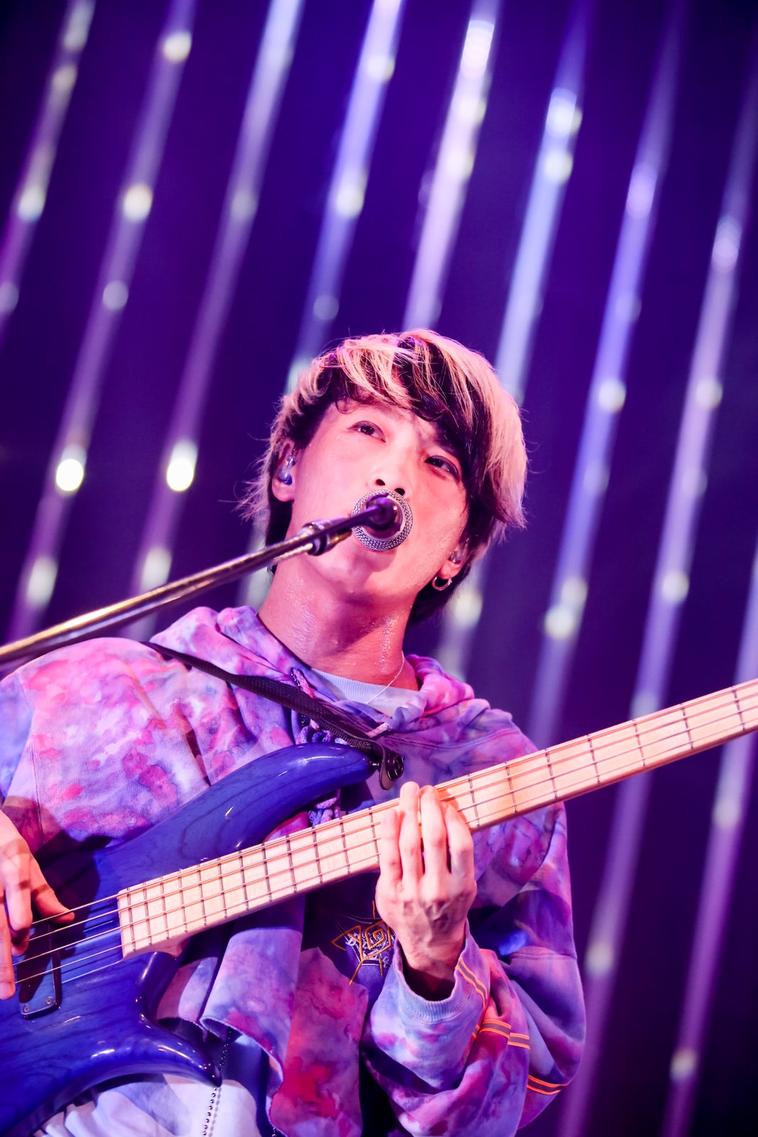 あきらかにあきら（B, Cho）（Photo by Viola Kam［V'z Twinkle