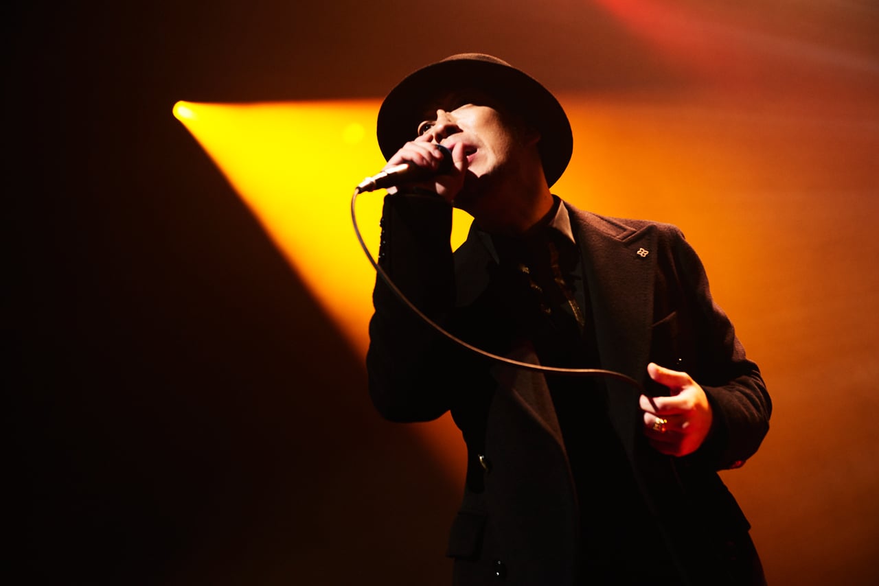 清木場俊介、EXILE時代の曲も披露した「WHITE ROCK」東京公演（ライブ