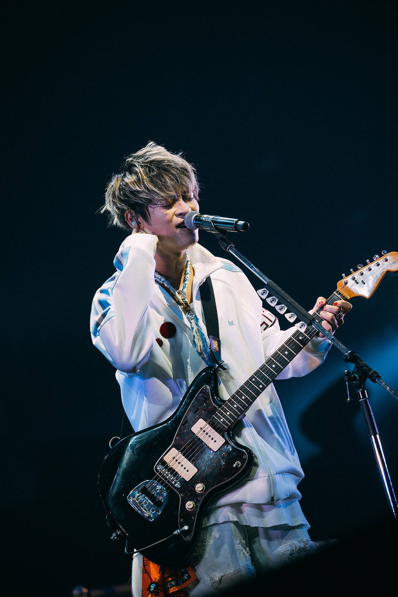 山中拓也（Vo, G / THE ORAL CIGARETTES）（撮影：ハタサトシ） [画像