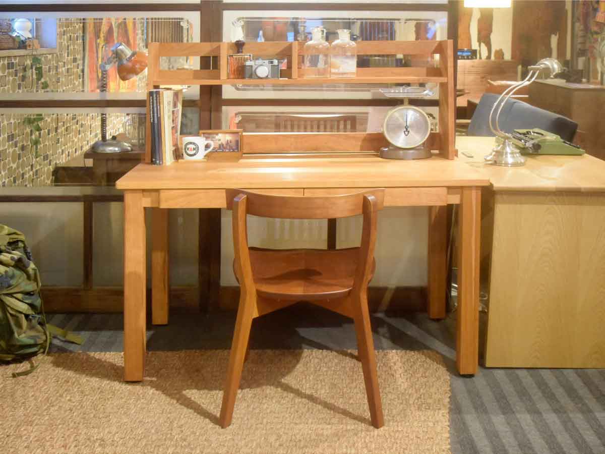 ブラックチェリー材無垢デスク | 大川人気のおすすめ家具屋