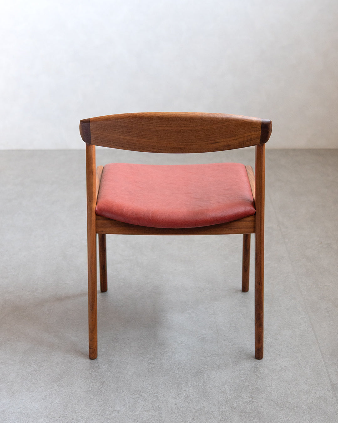 シキファニチア ｜ ユナセミアームチェア