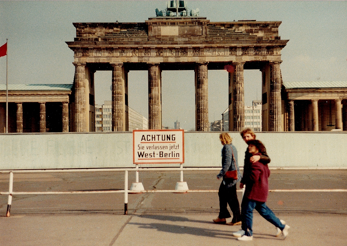 三十年前のドイツ（12）：東西ドイツ国境の画像 Berliner Mauer