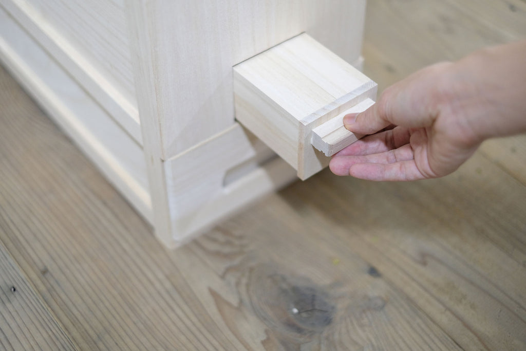 桐箱屋さんの米びつ 米蔵 10キロ -全国送料無料- – 大寺幸八郎商店