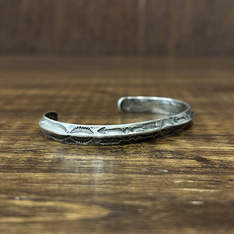 Vintage Navajo Fred Harvey Silver Triangle Wire bracelet Bangle