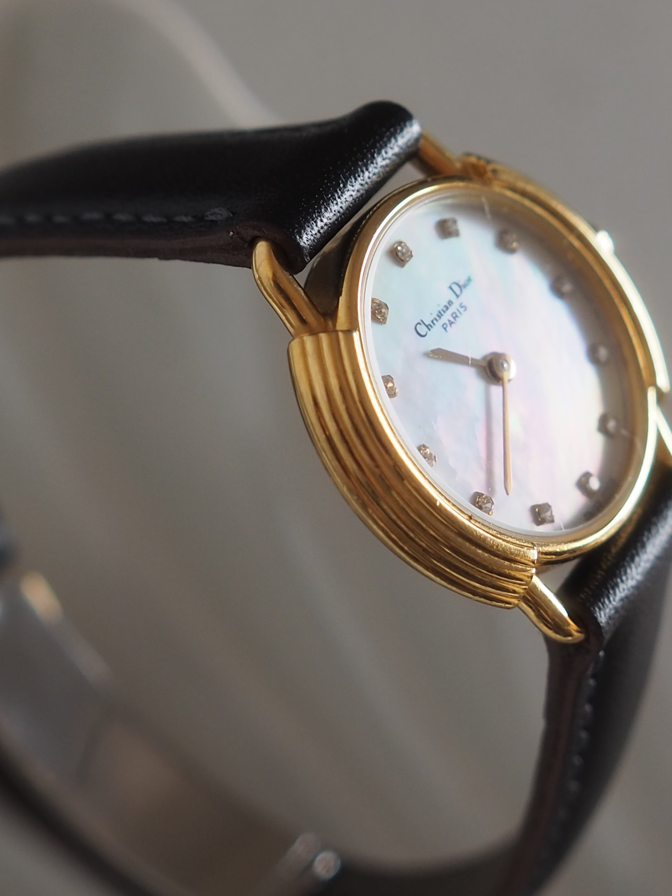 Christian Dior ディオール ラウンド シェル ウォッチ 腕時計