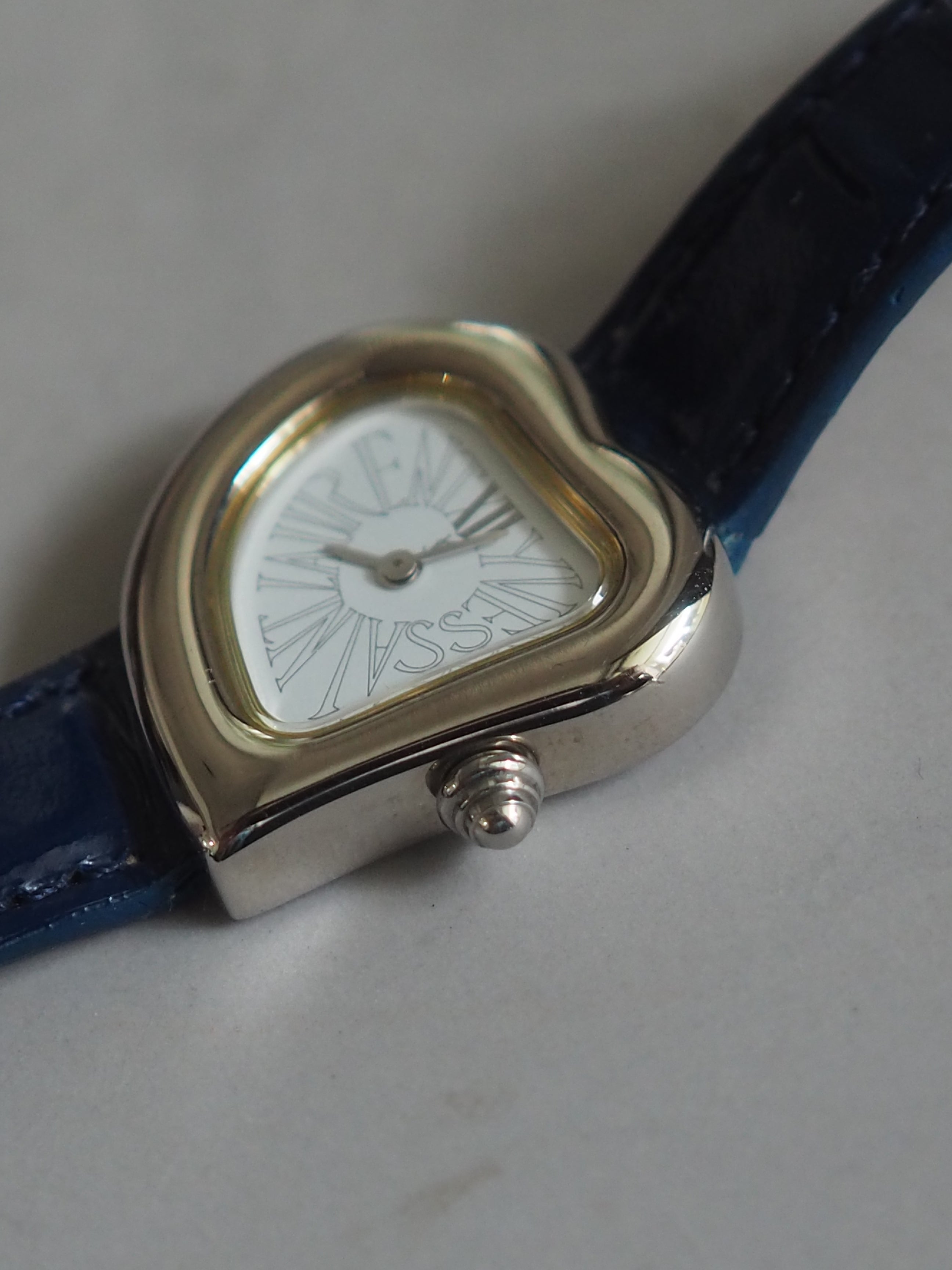 Yves Saint Laurent イヴ・サンローラン YSL ハート ウォッチ 腕時計