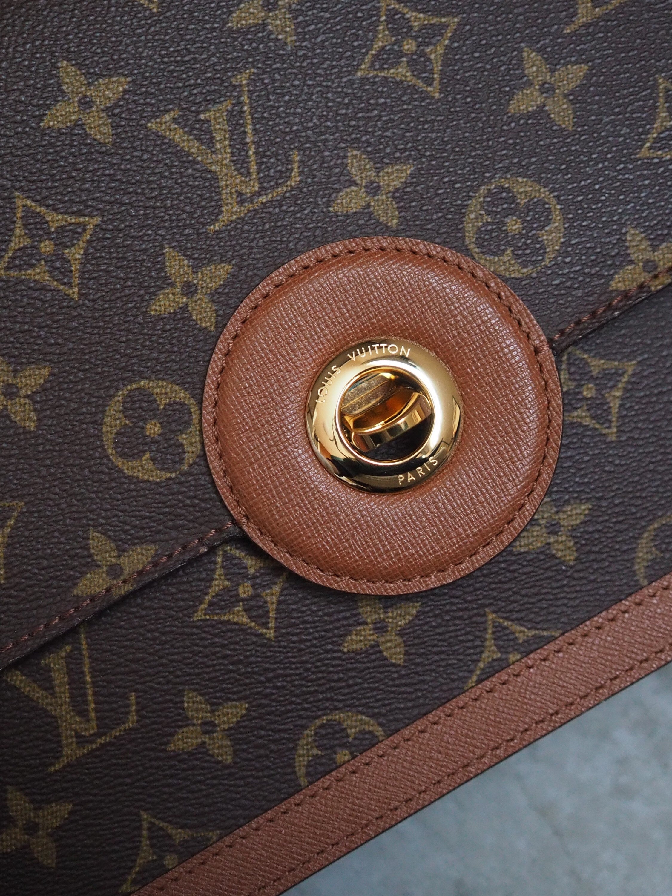 LOUIS VUITTON モノグラム ラスパイユ ショルダーバッグ