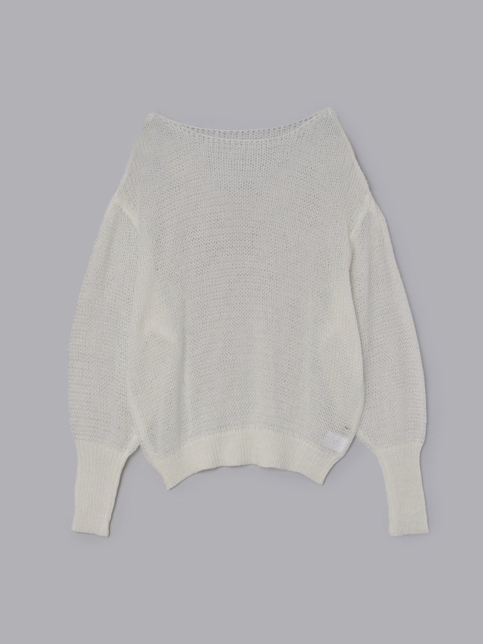 カラーシアーボリュームスリーブニット