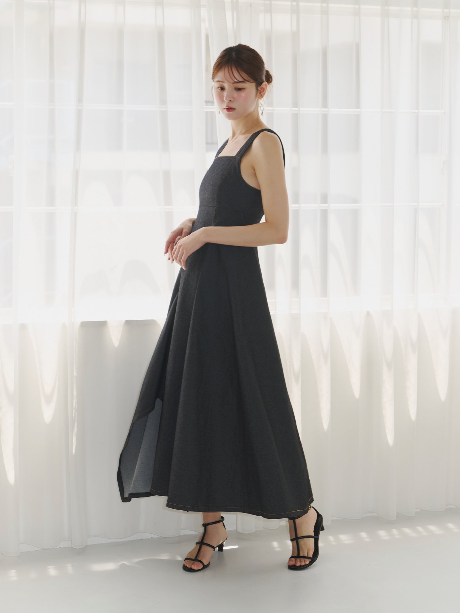 ラッフルデニムジャンパースカート