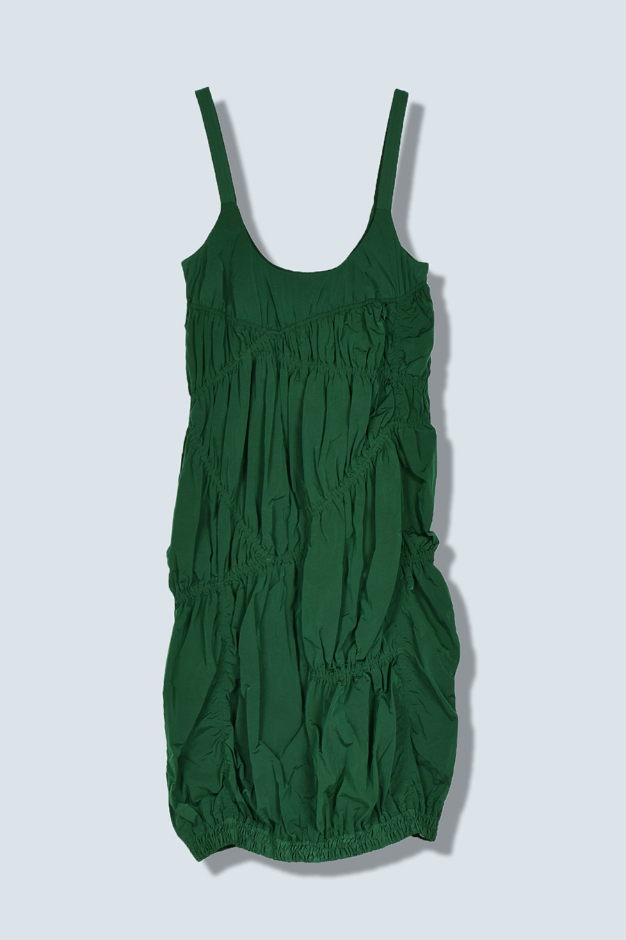 OMMO ONLINE STORE / IRREGULAR SHIRRING COCOON CAMI OP