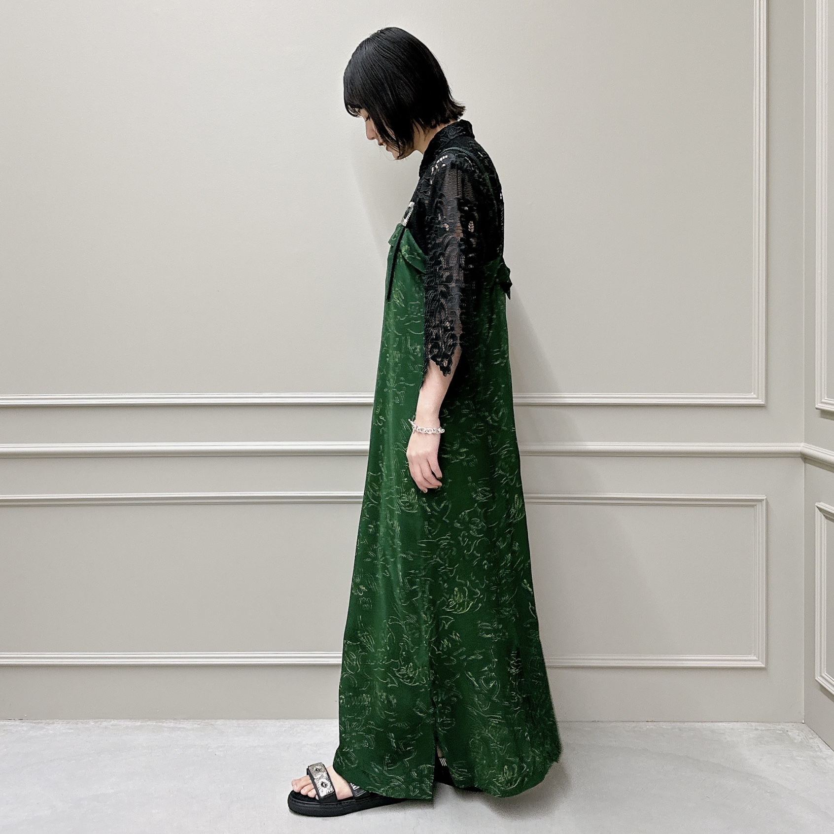 TOGA PULLA(トーガプルラ)】 INNER PRINT DRESS｜パリゴ尾道店｜尾道本