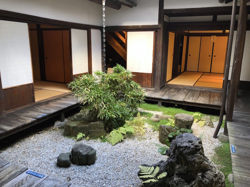 吉田家住宅庭園 ― 徳島県美馬市脇町の庭園。 | 庭園情報メディア【おに